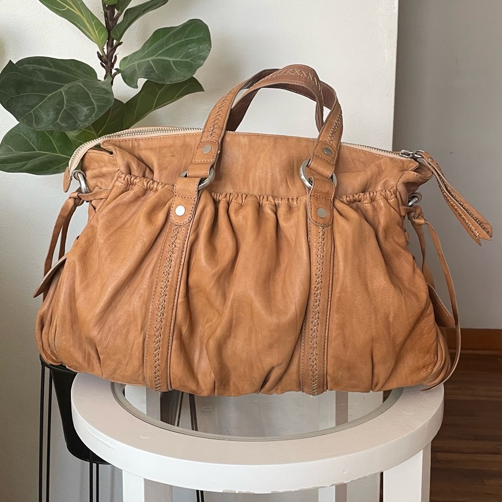 Y2K Junior Drake tan leather purse